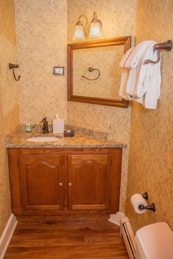 بلدة غلين أربور Sylvan Inn Bed & Breakfast المظهر الخارجي الصورة