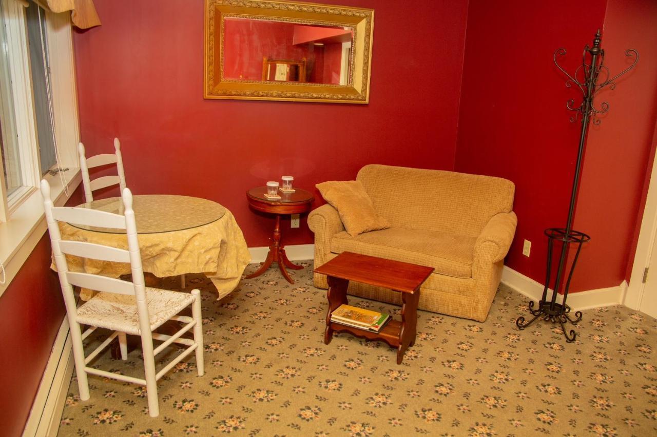بلدة غلين أربور Sylvan Inn Bed & Breakfast المظهر الخارجي الصورة