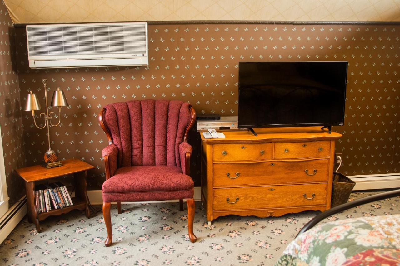 بلدة غلين أربور Sylvan Inn Bed & Breakfast المظهر الخارجي الصورة